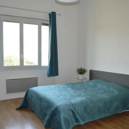 à Golfe Juan Vallauris